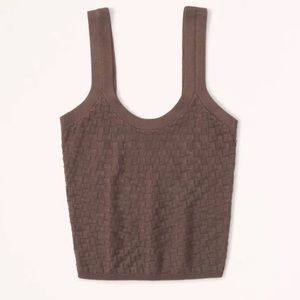 Abercrombie Checkered slim scoop neck sweater tank